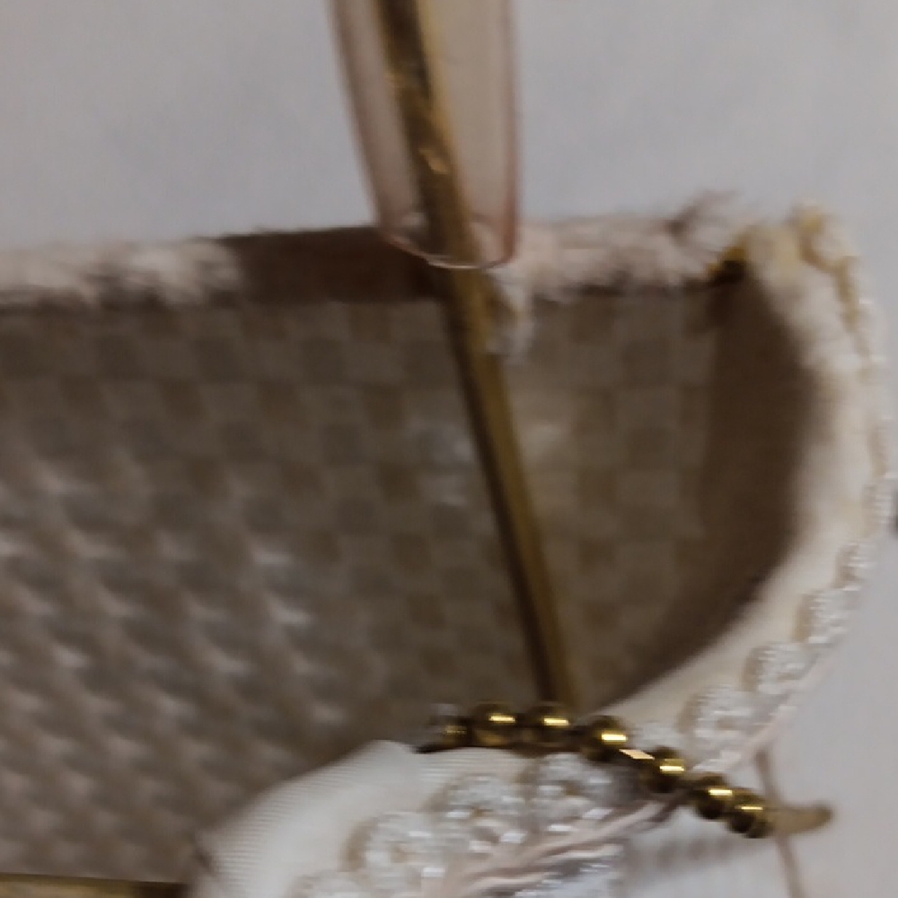 Elegant Cream Woven Lampshade - Picture 13 of 16